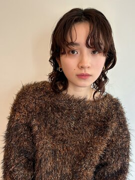 ローネス(LONESS) ウルフパーマ　ウルフレイヤー　スパイラルパーマ　レイヤーボブ