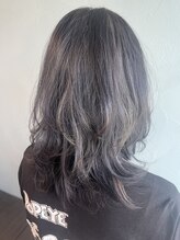 アルティーク(artique) wolf hair