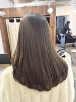 ファルベ(Farbe)&nbsp;イメチェン/ホワイトブロンド/外ハネボブ/美髪/ワイドバンク