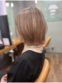 ミルクティーベージュ×くびれボブ