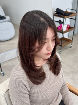 レヴィア(REVIA) レイヤーカット髪質改善トリートメント前髪カット