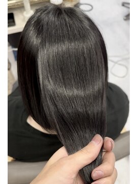 クロムス 梅田茶屋町店(clomus) 酸性ストレート　髪質改善　梅田 茶屋町