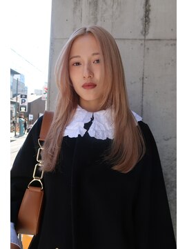 ナナ(NANA) ピンク・ミルクティーベージュ・ダブルカラー・ケアブリーチ