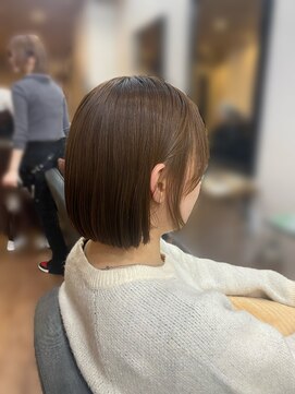 【Elme　野呂】丸みシルエットの愛されボブ