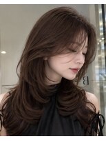 ベル 新宿(Belle)&nbsp;カーテンバング　毛流れヘア　レイヤーカット　ハッシュカット