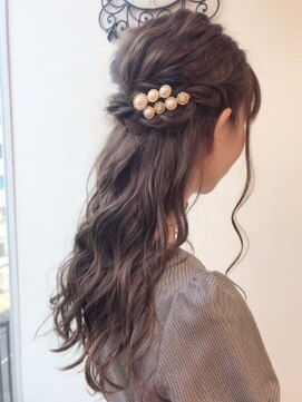 ピーディーフィノ 大通(PD fino) ふんわりハーフアップ