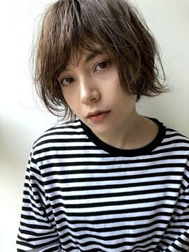 ガレージ バイ グリーン 原宿 表参道(Garage by green) ショートボブ×外ハネ