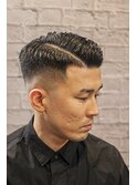 【バーバースタイル】サイドのはねもおさまるスキンフェード