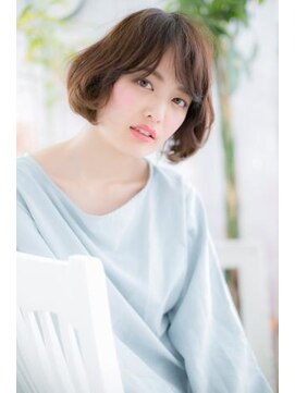 ヘアアンドビューティー ミック(Hair & Beauty miq) 斜めバングｘニュアンスカラーゆるふわくせ毛風ミニボブa1