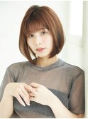 薄めバングの丸みボブ
