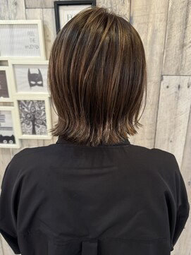 フィアート ヘアドレッシング サロン(Fiato Hairdressing Salon) 切りっぱなしボブ
