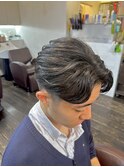 韓国ヘアカルマパーマワックスなしセンターパート黒髪ウルフ