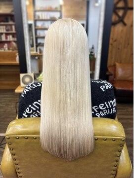 トルチェ(toRtue) 抜きっぱなしホワイトブロンドカラー