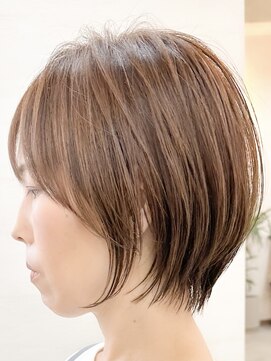 シシ 大宮(She 2.) ショート/ショートボブ/ショートカット/丸みショート/大宮