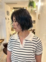 キキ(kiki)&nbsp;【shiori】bob スパイラルパーマ♪