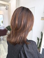 ベルバイグレイス(BELLE by grace)&nbsp;【レイヤーカット×マロンブラウン（ハイライト履歴あり）】
