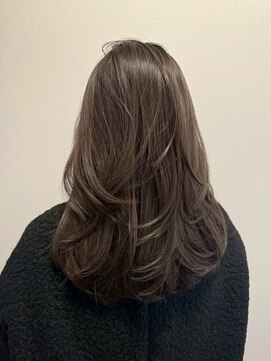 ムード(MOOD,) 暗めカラー/グランマッシュ[レイヤーカット/髪質改善/銀座]