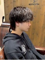 アドラーブル 駅南店(adorable) センターパートソフトツイストパーマメッシュマッシュウルフ)さ