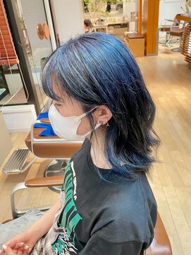 カットハウス ルーシーズ(CUT HOUSE RUCY'S) レイヤーカット/ブルーブラック/デザインカラー