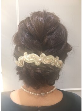 ネオリーブギンザ 銀座店(Neolive GINZA) 編み込みアップスタイル