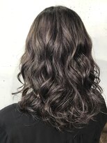 アンダーバー(UNDRvr)&nbsp;ローライト×ラベージュ