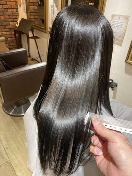 ヴォヤージュ(VOYAGE) 縮毛矯正