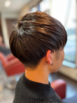 クロエ バイ ラヴィズム 三条2号店(CLOE by LUVISM) マッシュショート