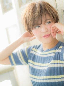 ブルー(BLUE) 外国人風こなれハイトーン小顔束感ショート10代20代30代c水戸