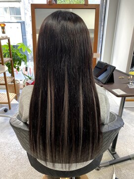 フツーロ 栄(FUTURO) #エクステ#ハイライト