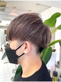 コンマヘアアップバングツーブロックマッシュ束感