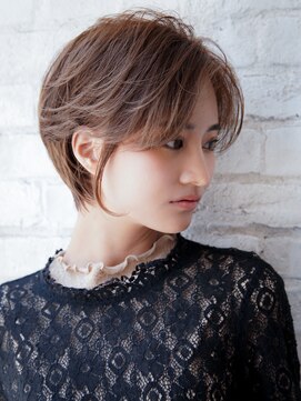 カライングドゥ(ing deux) 大人可愛いマッシュショートボブウルフカット◎30代40代50代60代