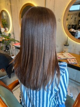 シンプルヘアーズの写真/【通町】髪質に合わせた縮毛矯正で大好評◎1人1人カウンセリングして仕上げるオーダーメイド施術♪