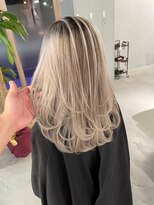 キング(K!ng)&nbsp;縮毛矯正髪質改善ハイライトレイヤーカット枚方美容室エクステ