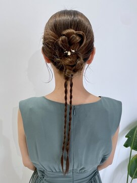 グルス(GruS) #ヘアアレンジ#ヘアセット#パーティーヘア