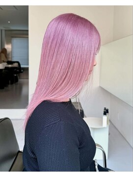 サイ(sai) 前髪/アンブレラカラー/こなれミディ/イメチェン/ウェーブパーマ