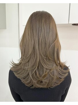 ムード(MOOD,) 暗めカラー/グランマッシュ[レイヤーカット/髪質改善/銀座]