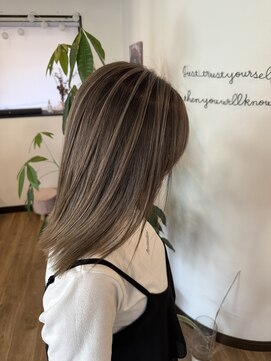 アチェロプラス 幸手店(acero+) 筋感バレイヤージュ