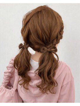 スタスタ 岩本町 秋葉原 リボンヘア、ツインテール