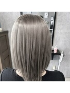 エルエーヘアー(L.AHAIR) シルバーグレージュ