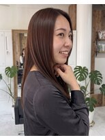 零秒女髪 千里丘店&nbsp;上品で艶やかな美髪を叶えるストレートロング髪質改善艶感