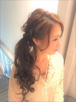 パピヨンロゼ(Papillon Rose)&nbsp;一つ結びアップスタイル