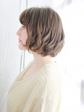 ヘアメイク ナル(hair make nalu) 外ハネニュアンスカールボブ