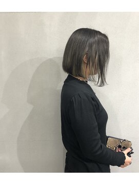 エヌ(N) N/92co. 前下がりボブ×インナーカラー　ブロンド