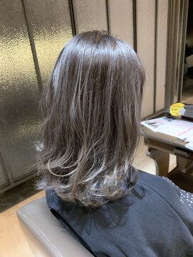 ユナイテッドビューティーウェストコースト(UNITED BEAUTY WEST COAST) スタイリスト古田オススメ☆ミルクティーグレージュ☆