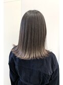 地毛は染めないシルバーグラデーションカラー
