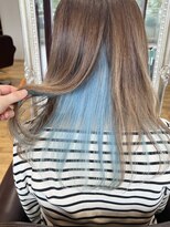 ルッツ(Lutz. hair design)&nbsp;ライトブルー【千代田彩夏】