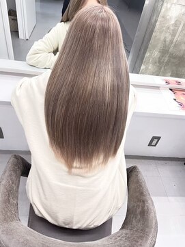 キング 枚方店(K!ng) 【枚方、高槻、梅田】髪質改善ホワイト系ミルクティーベージュ