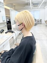 ニュート(Neut )&nbsp;ブロンドショート