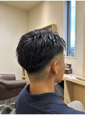 ナチュラルショート×フェードカット