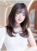 ミディアムレイヤー/大人可愛い/髪質改善/シースルーバング
